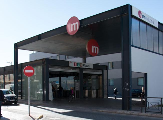 Pension A&E Manises Exterior photo